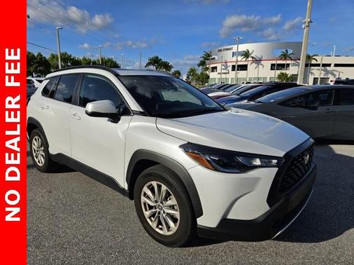 2023 Toyota Corolla Cross LE