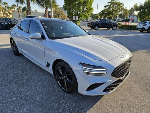 2023 Genesis G70 2.0T RWD