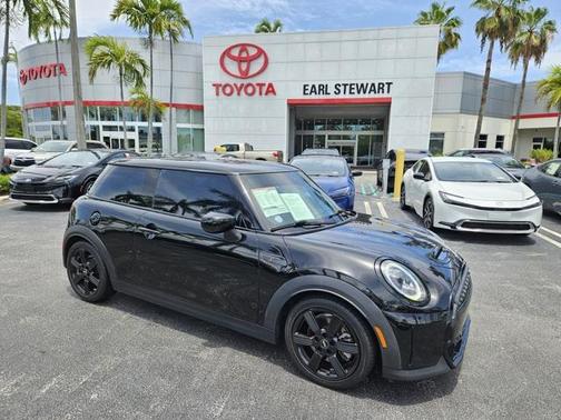 2022 MINI Hardtop Cooper S