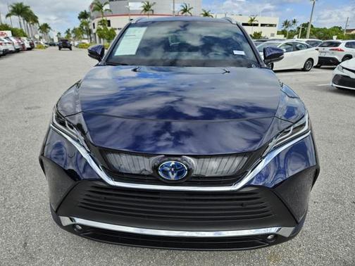 2023 Toyota Venza XLE