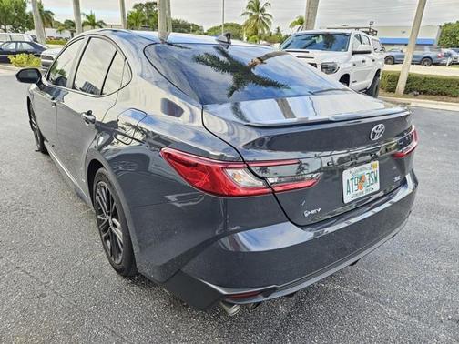 2025 Toyota Camry SE