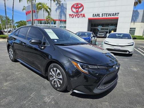 2022 Toyota Corolla Hybrid SE