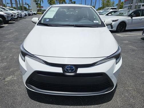 2024 Toyota Corolla Hybrid LE