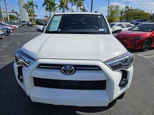2024 Toyota 4Runner SR5