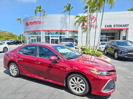 2022 Toyota Camry LE