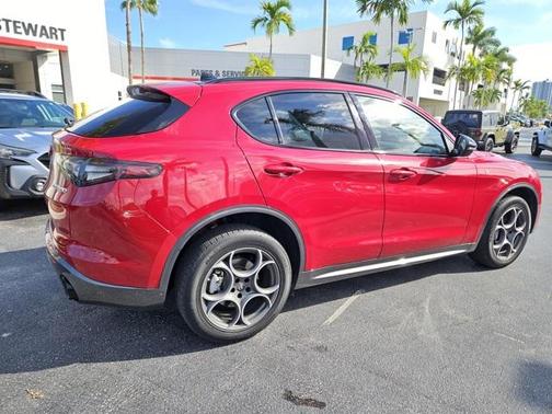2024 Alfa Romeo Stelvio Ti