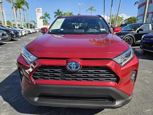 2020 Toyota RAV4 Hybrid XLE