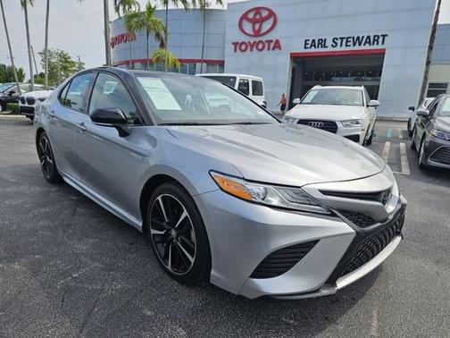 2020 Toyota Camry XSE
