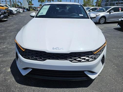 2023 Kia K5 LXS