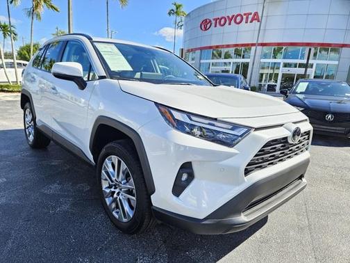 2024 Toyota RAV4 XLE Premium