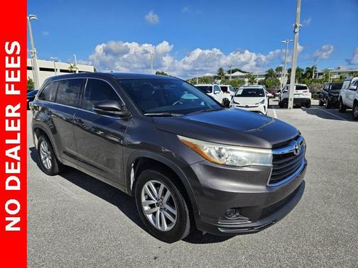 2016 Toyota Highlander LE