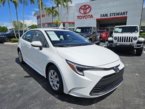 2024 Toyota Corolla Hybrid LE
