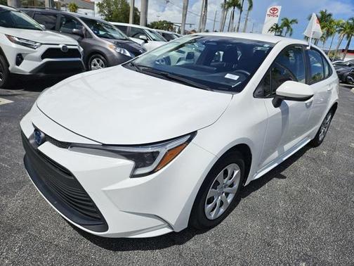 2024 Toyota Corolla Hybrid LE