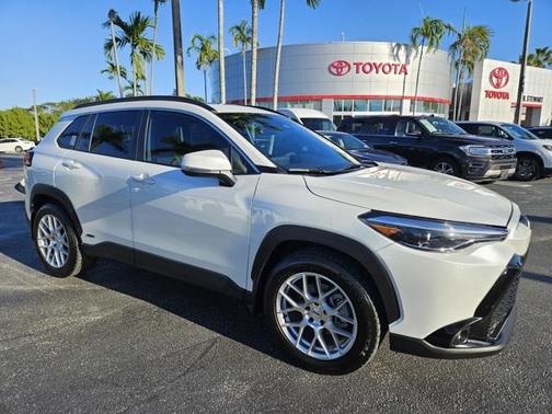 2024 Toyota Corolla Hybrid SE