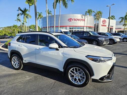 2024 Toyota Corolla Hybrid SE