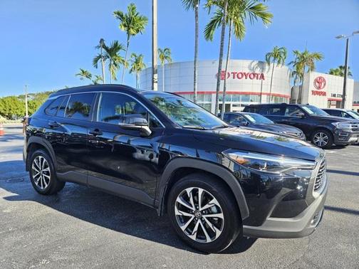 2024 Toyota Corolla Cross XLE