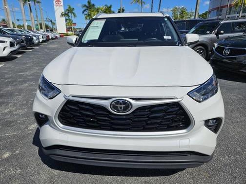 2024 Toyota Highlander XLE