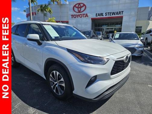 2024 Toyota Highlander XLE