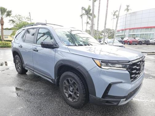 2023 Honda Pilot AWD TrailSport