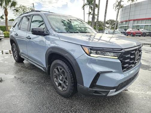 2023 Honda Pilot AWD TrailSport