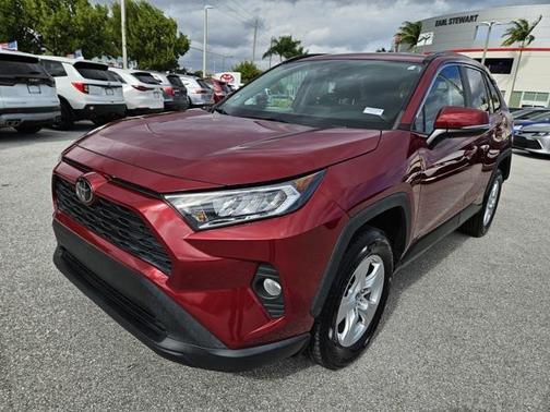 2021 Toyota RAV4 XLE