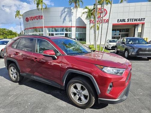 2021 Toyota RAV4 XLE