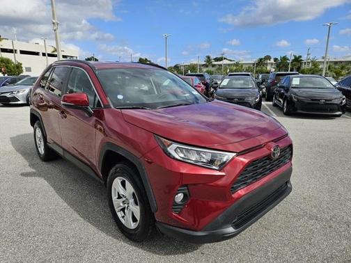 2021 Toyota RAV4 XLE
