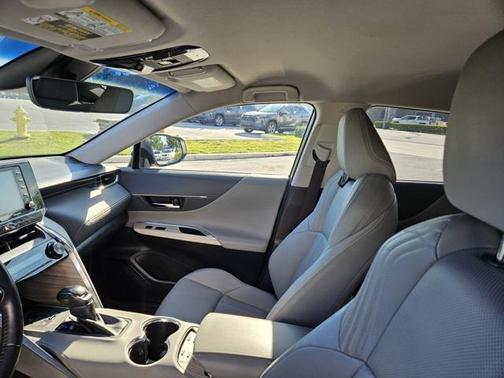 2021 Toyota Venza XLE