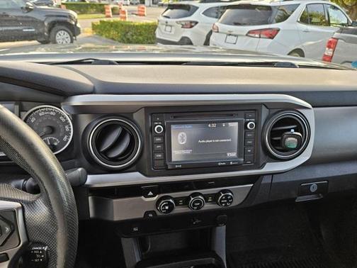 2016 Toyota Tacoma SR5