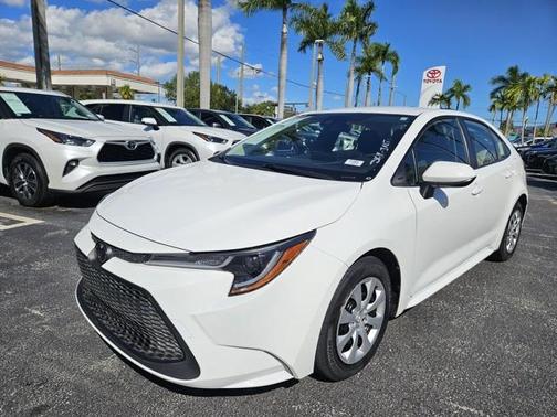 2022 Toyota Corolla LE