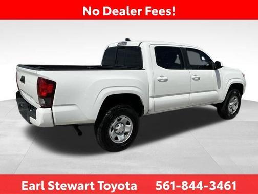 White 2022 Toyota Tacoma SR