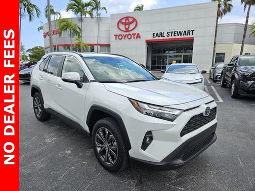 2024 Toyota RAV4 Hybrid XLE Premium