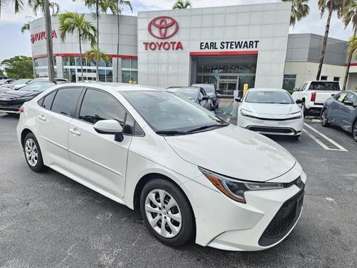 2020 Toyota Corolla LE