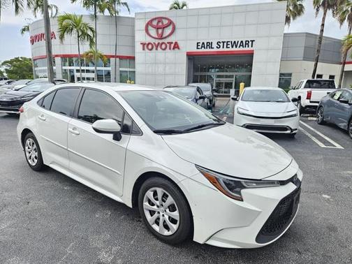 2020 Toyota Corolla LE