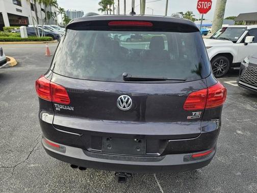 2016 Volkswagen Tiguan SE
