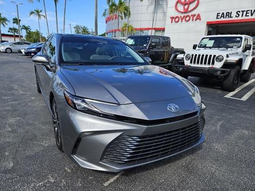2025 Toyota Camry XLE