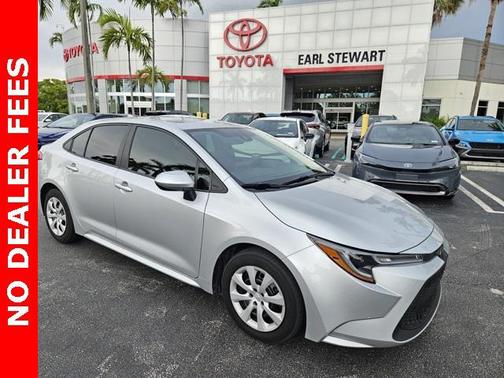 2022 Toyota Corolla LE