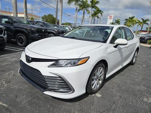 2023 Toyota Camry LE