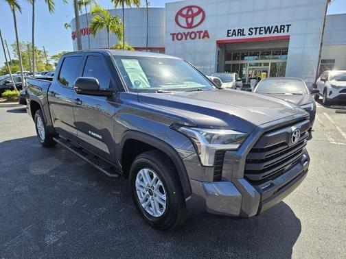 2024 Toyota Tundra SR5