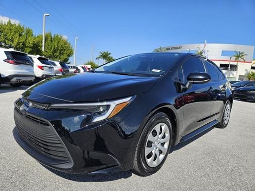 2025 Toyota Corolla Hybrid SE