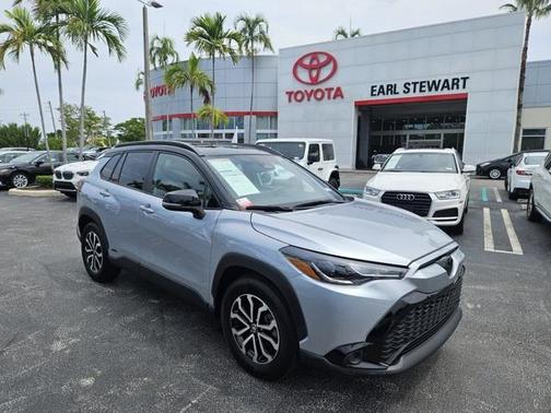 2024 Toyota Corolla Hybrid SE