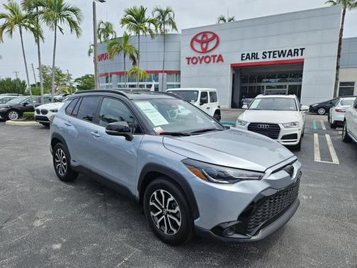 2024 Toyota Corolla Hybrid SE