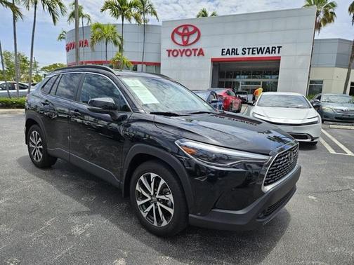 2023 Toyota Corolla Cross XLE