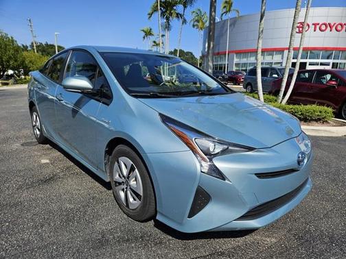 2016 Toyota Prius Three