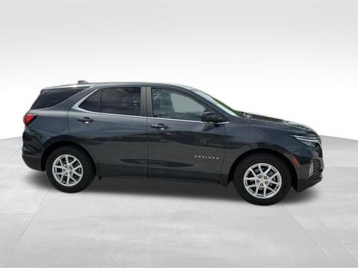 Iron Gray Metallic 2022 Chevrolet Equinox 1LT