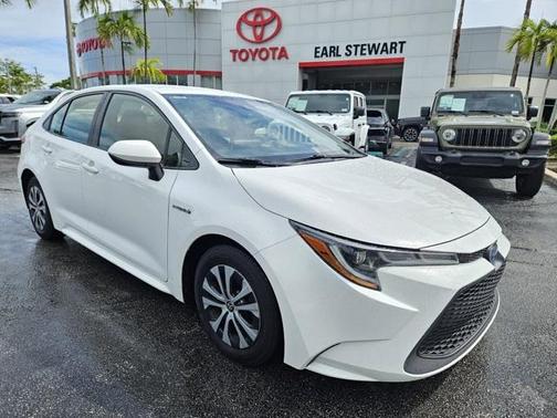 2020 Toyota Corolla Hybrid LE