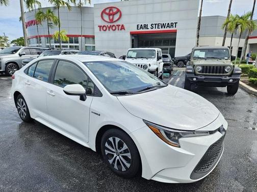 2020 Toyota Corolla Hybrid LE