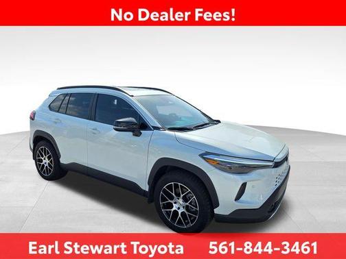 Wind Chill Pearl 2026 Toyota Corolla Hybrid SE