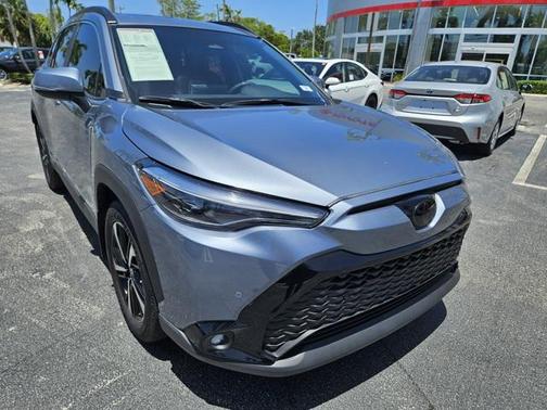 2024 Toyota Corolla Hybrid SE