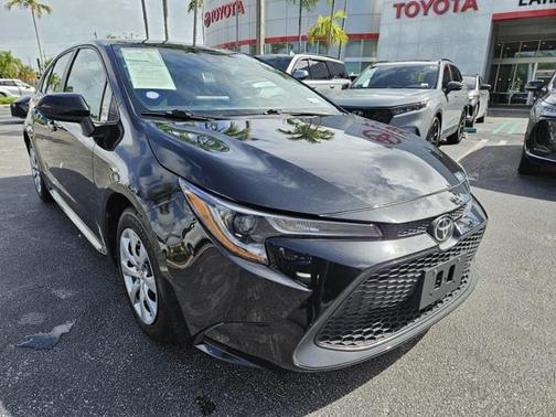 2022 Toyota Corolla LE